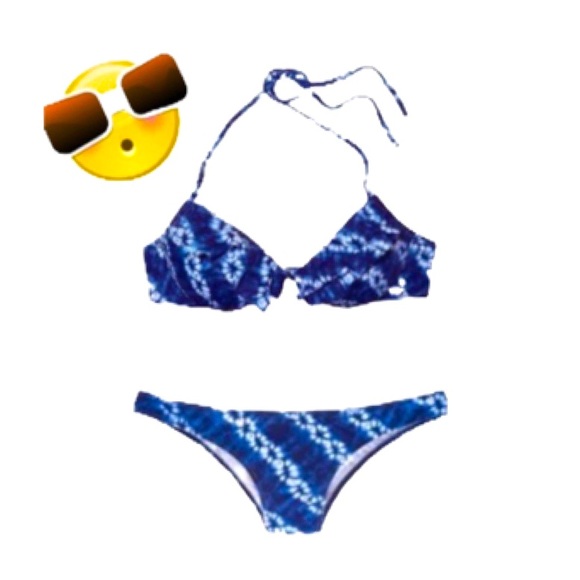 Victoria’s Secret Flounce Halter Top & Itsy Bikini Bottom